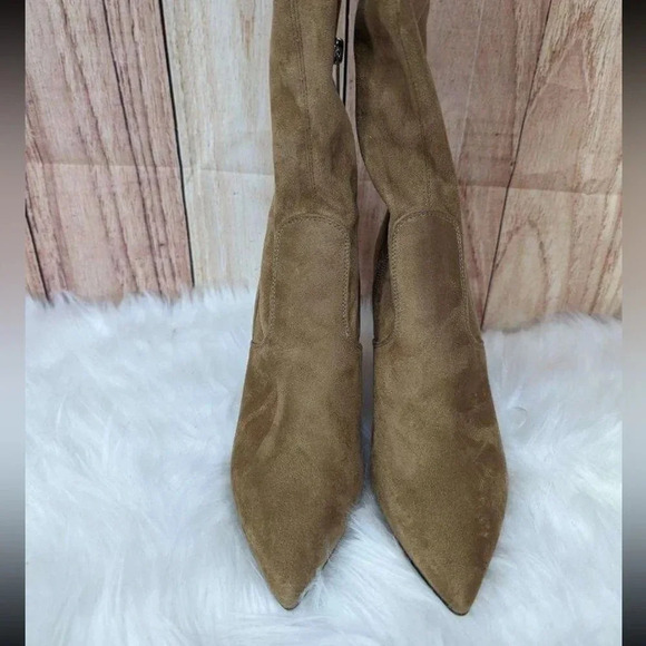 Marc Fisher LTD Uday Block Heel Western Inspired Boots Beige Suede size 6.5 - Picture 3 of 10